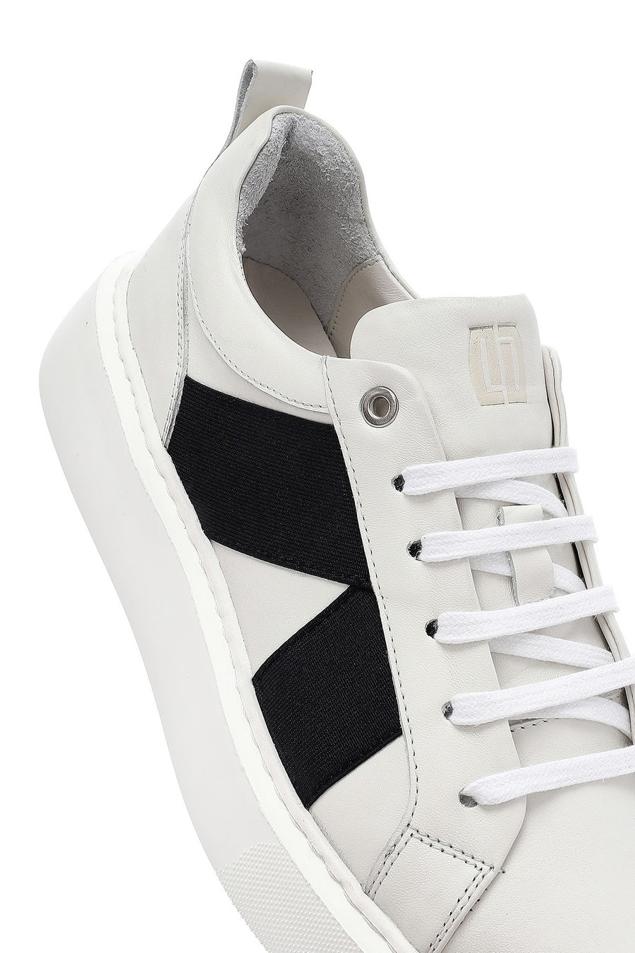 Men's White Lace-up Thick-Sole Leather Sneaker