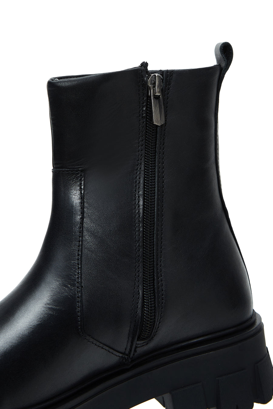 Women's Black Zippered Thick-Sole Leather Boots
