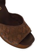 Woman Tan Ankle-Buckle Chunky-Heel Suede Sandal | Derimod