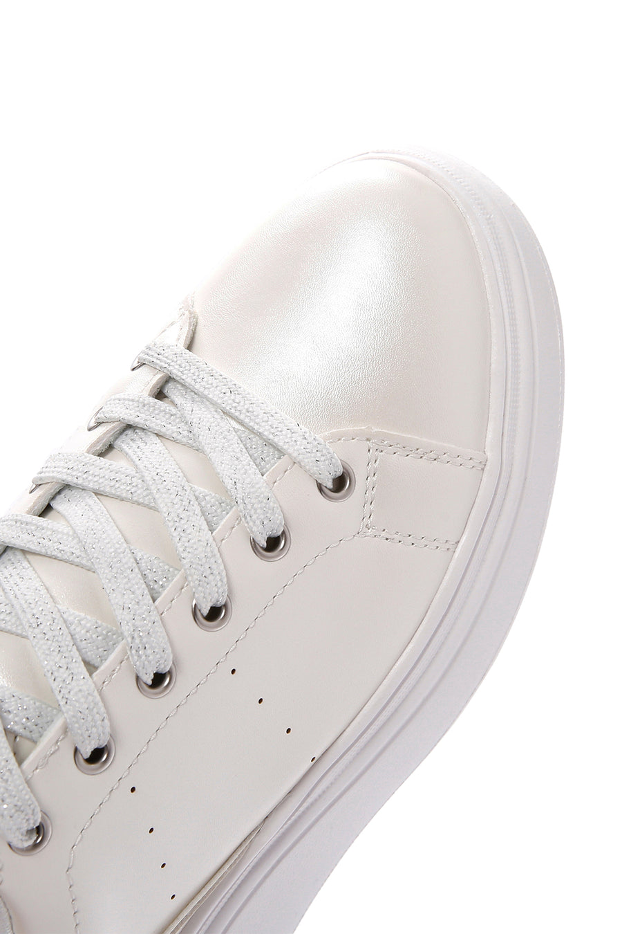 Kadın Beyaz Bağcıklı Kalın Tabanlı Sneaker