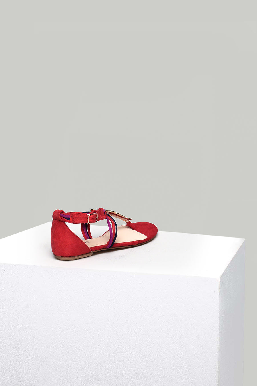 Leaf Buckle Women's Sandals