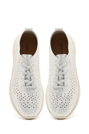 Kadın Beyaz Bağcıklı Kalın Tabanlı Desenli Kumaş Comfort Sneaker | Derimod