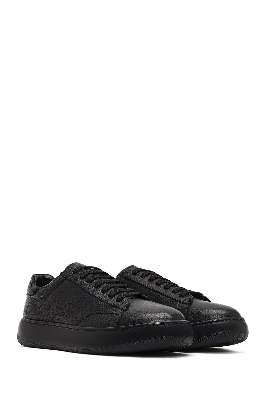 Men's Black Lace-Up Thick-Soled Leather Sneaker