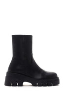 Women's Black Thick Soled Zippered Casual Boots | Derimod