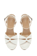 Kadın Beyaz Bilekten Tokalı Dolgu Topuklu Espadril Sandalet | Derimod