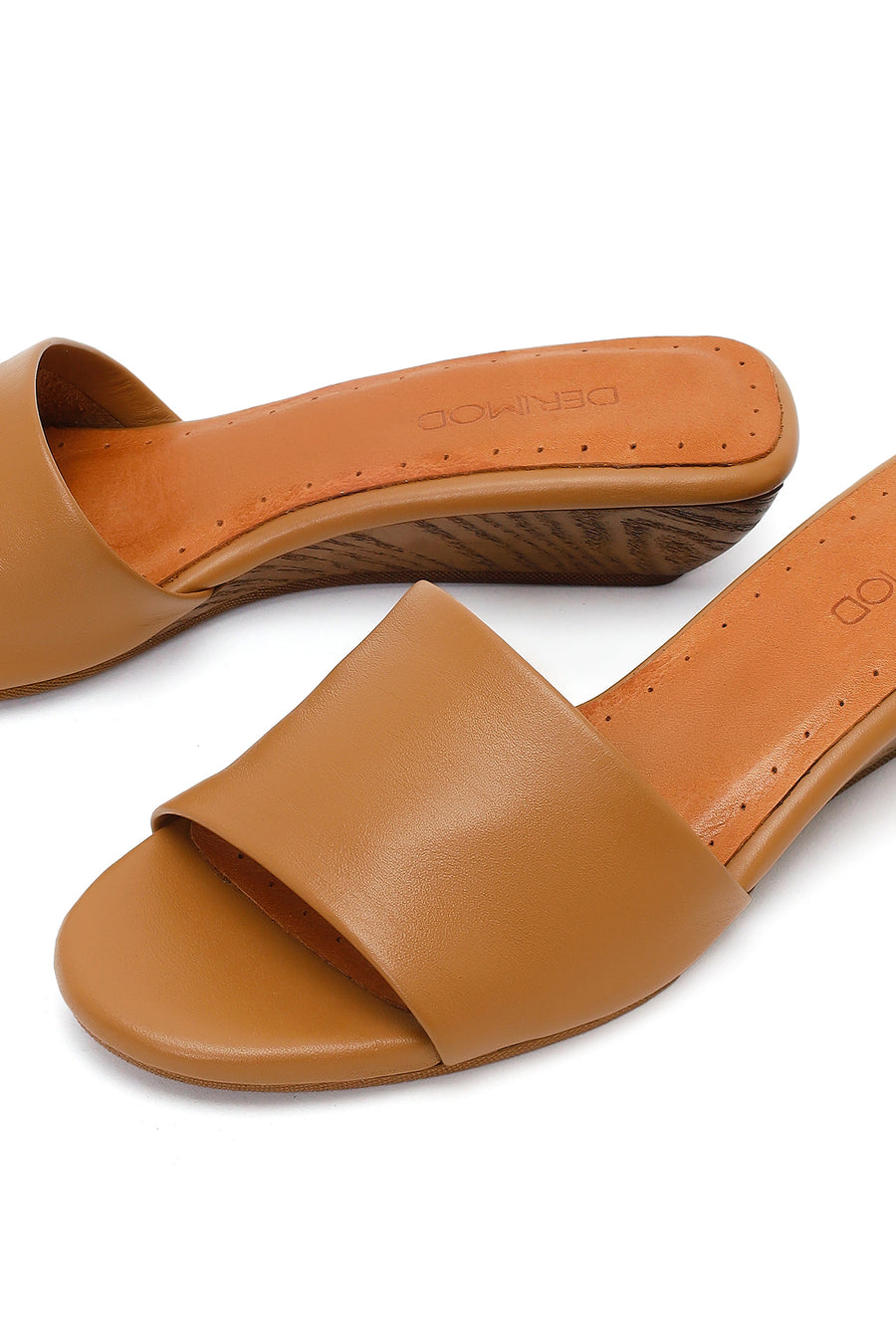 Women's Beige Short Platform Heel Leather Slippers