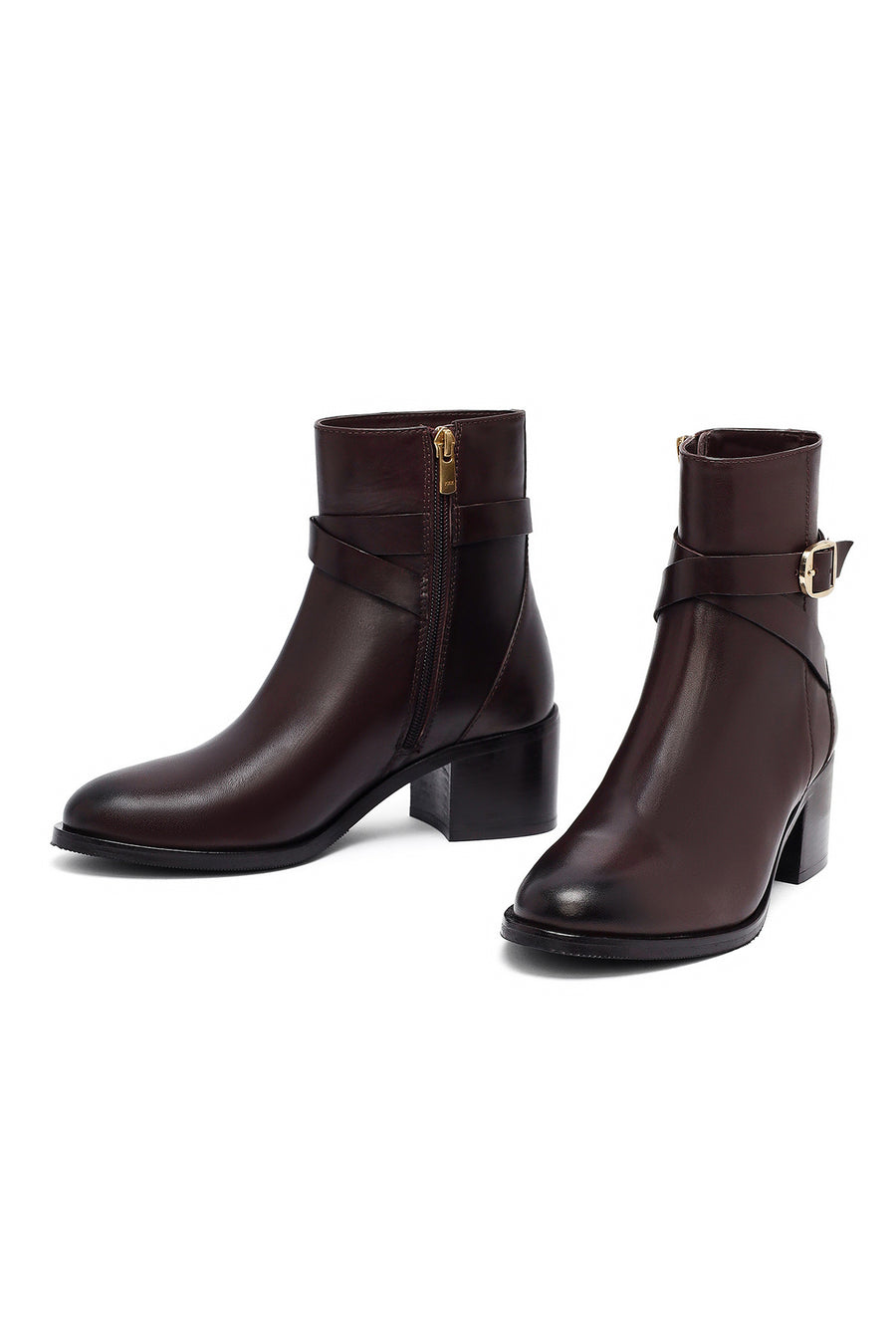 Woman Brown Zip Closure Chunky Heeled Leather Boots