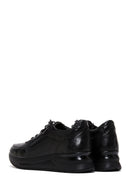 Women's Black Leather Thick Soled Sneaker | Derimod