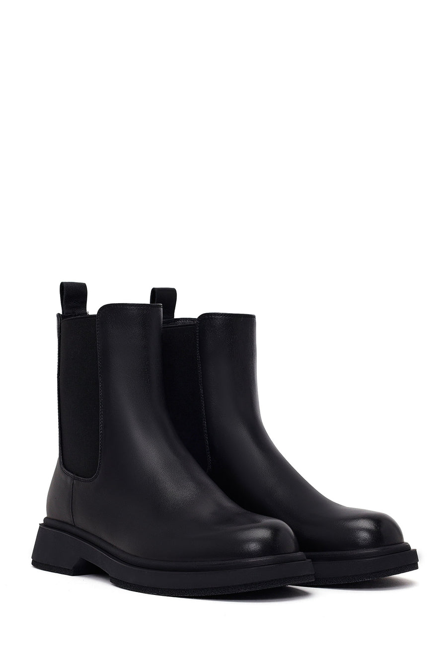 Woman Black Metal Detailed Leather Chelsea Boots