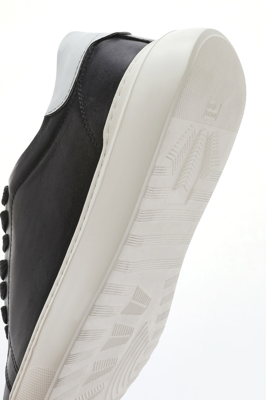 Men's Black Lace-up Thick-Sole Leather Sneaker