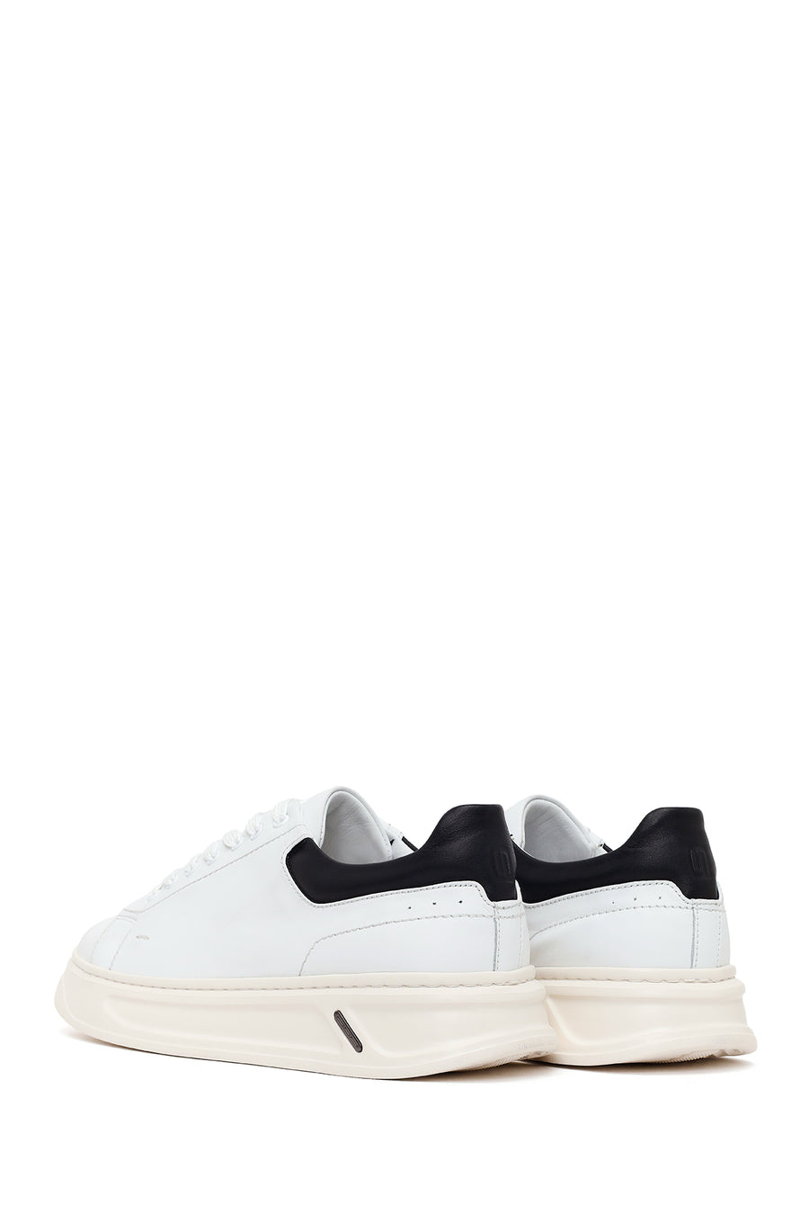 Male White Lace-Up Leather Sneaker