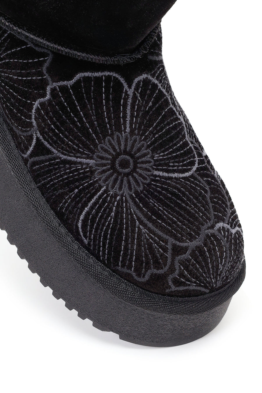 Woman Black Patterned Chunky Sole Suede Teddy Boots