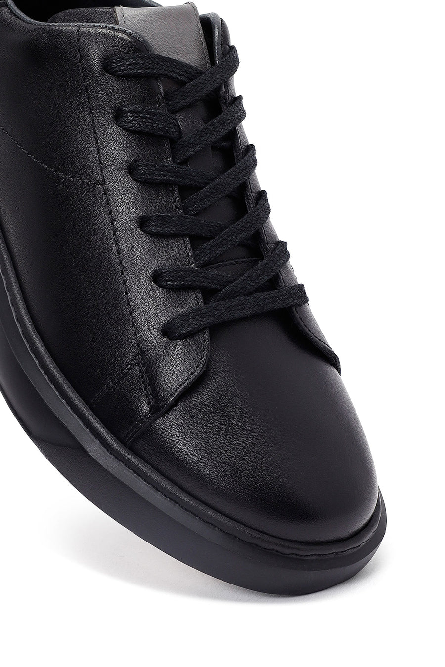 Erkek Siyah Bağcıklı Kalın Tabanlı Deri Sneaker