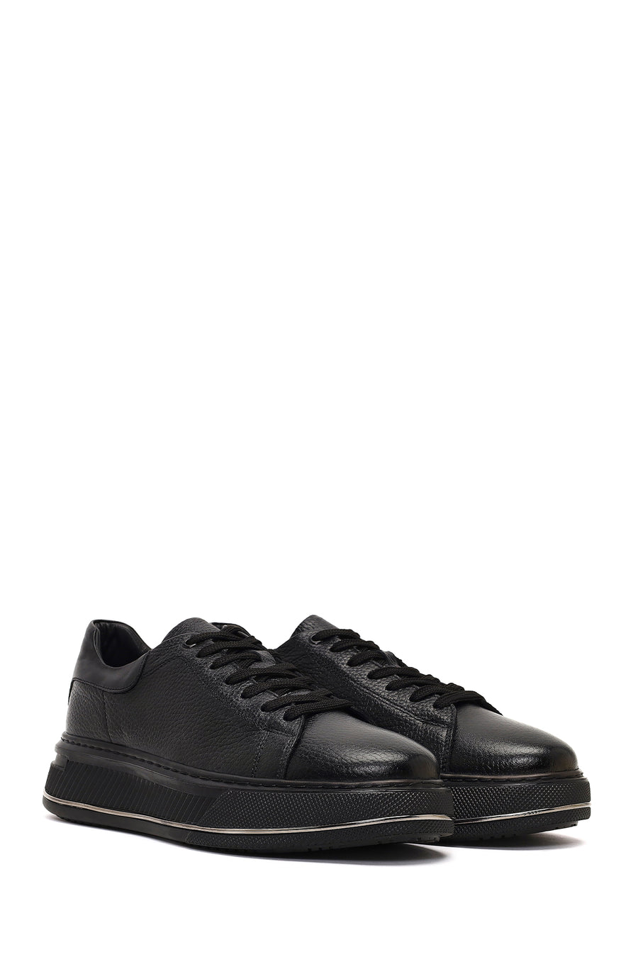 Male Black Lace-Up Thick-Soled Leather Sneaker