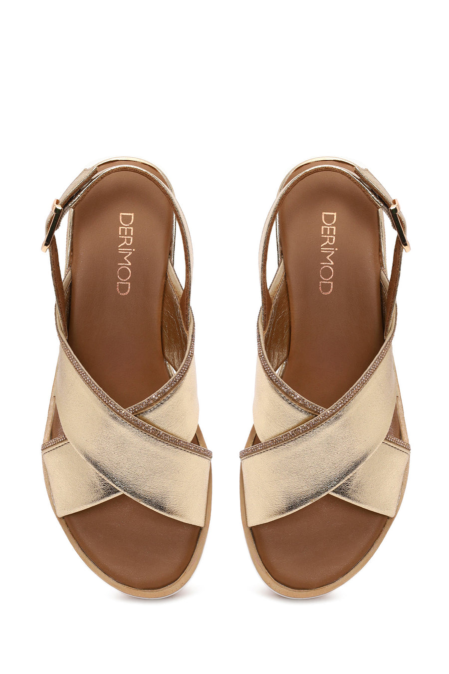 Woman Gold Filled Heeled Metallic Leather Sandal