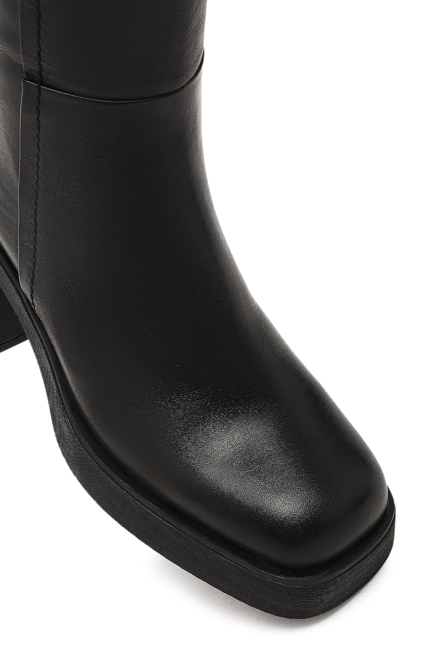 Woman Black Zip Closure Chunky Heeled Leather Boots