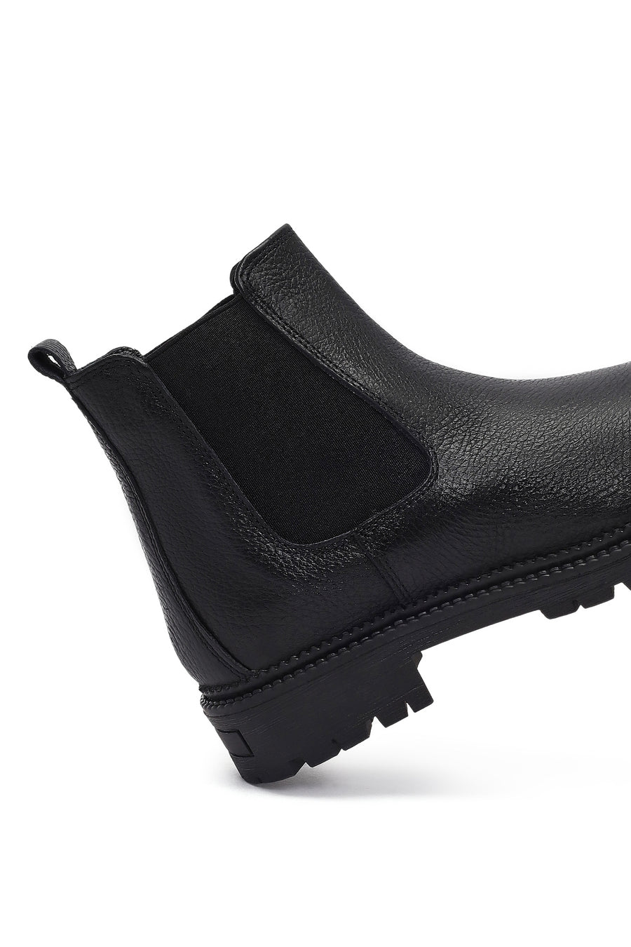 Woman Black Leather Chelsea Boots