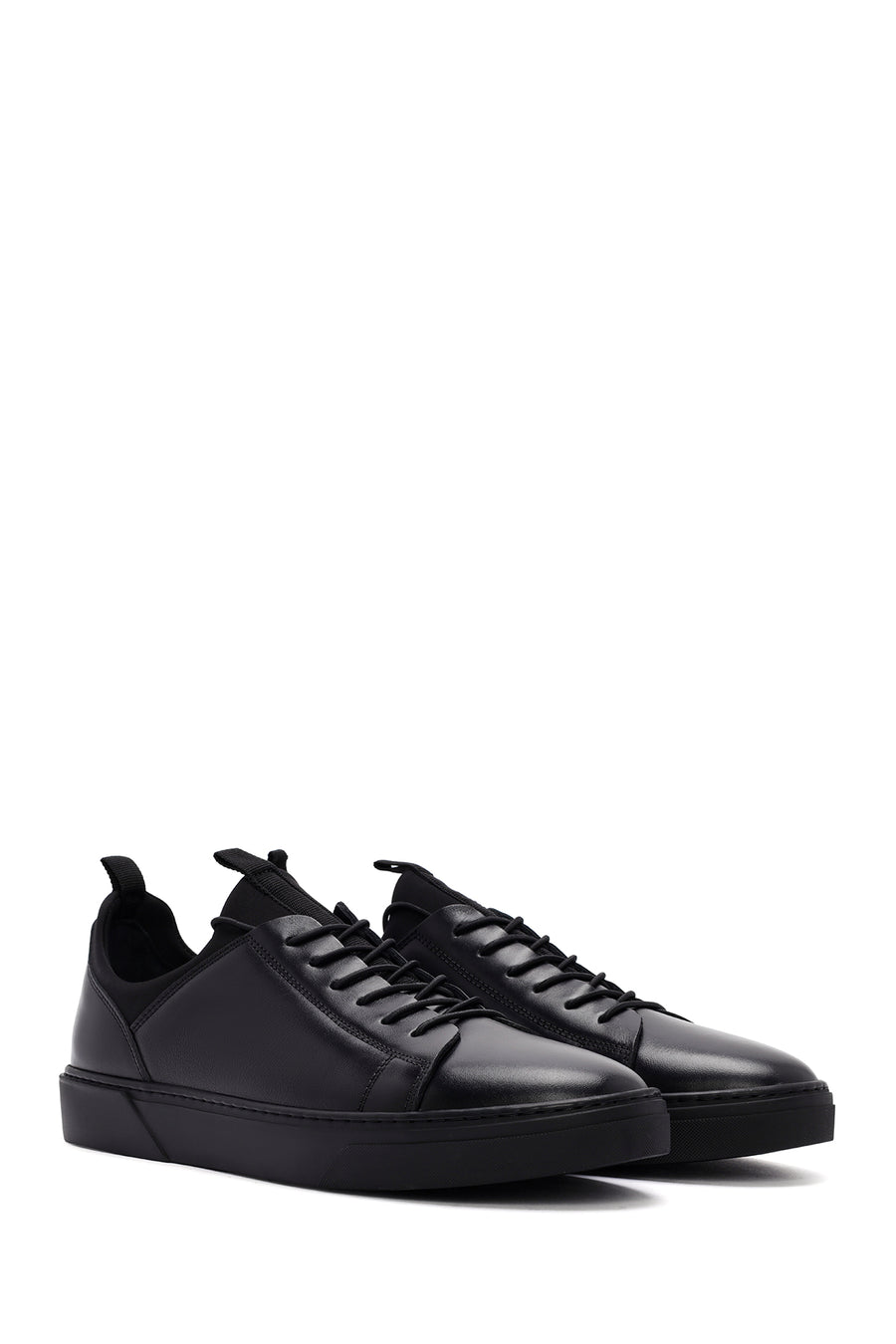 Men's Black Lace-up Leather Sneaker