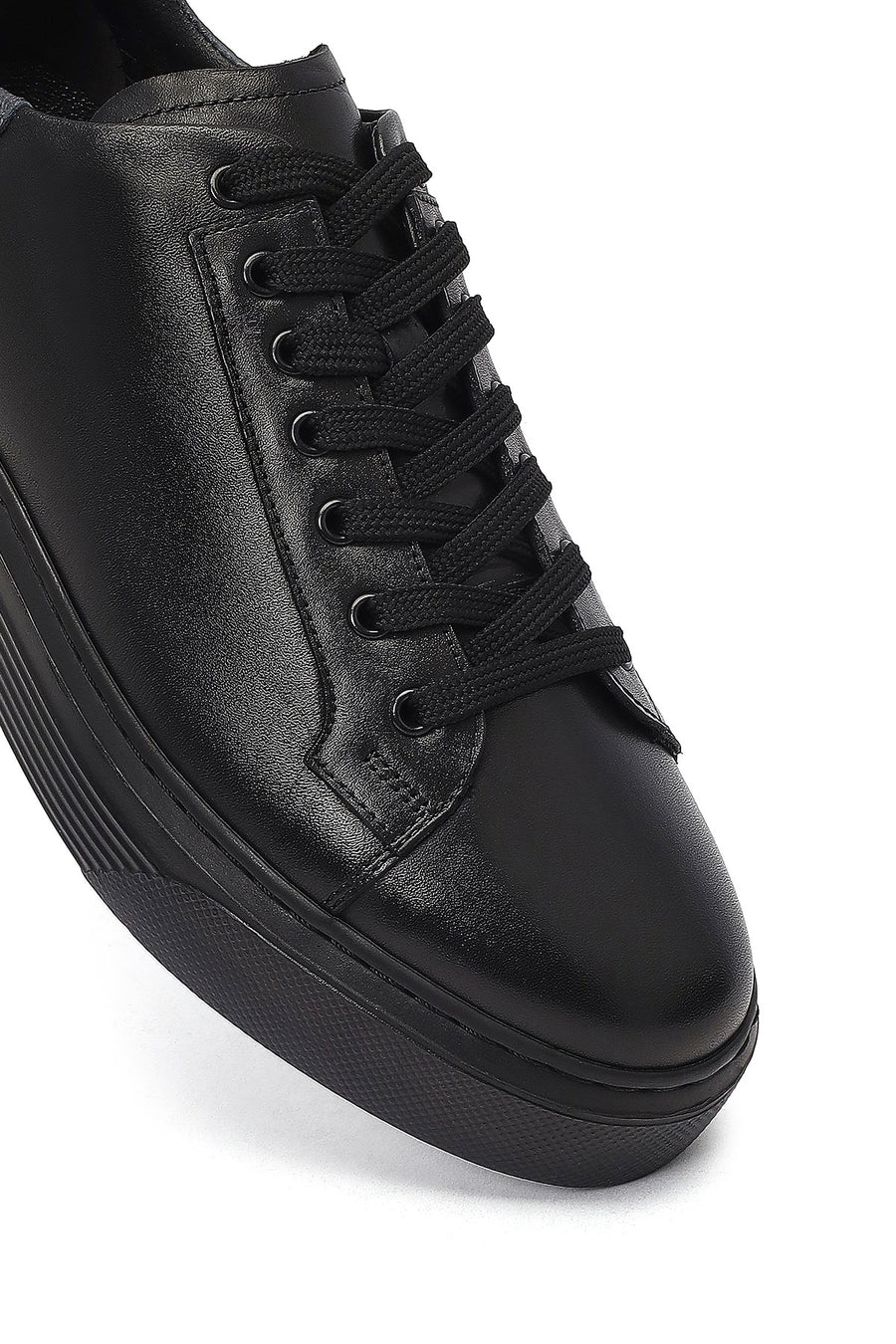 Erkek Siyah Bağcıklı Kalın Tabanlı Deri Sneaker
