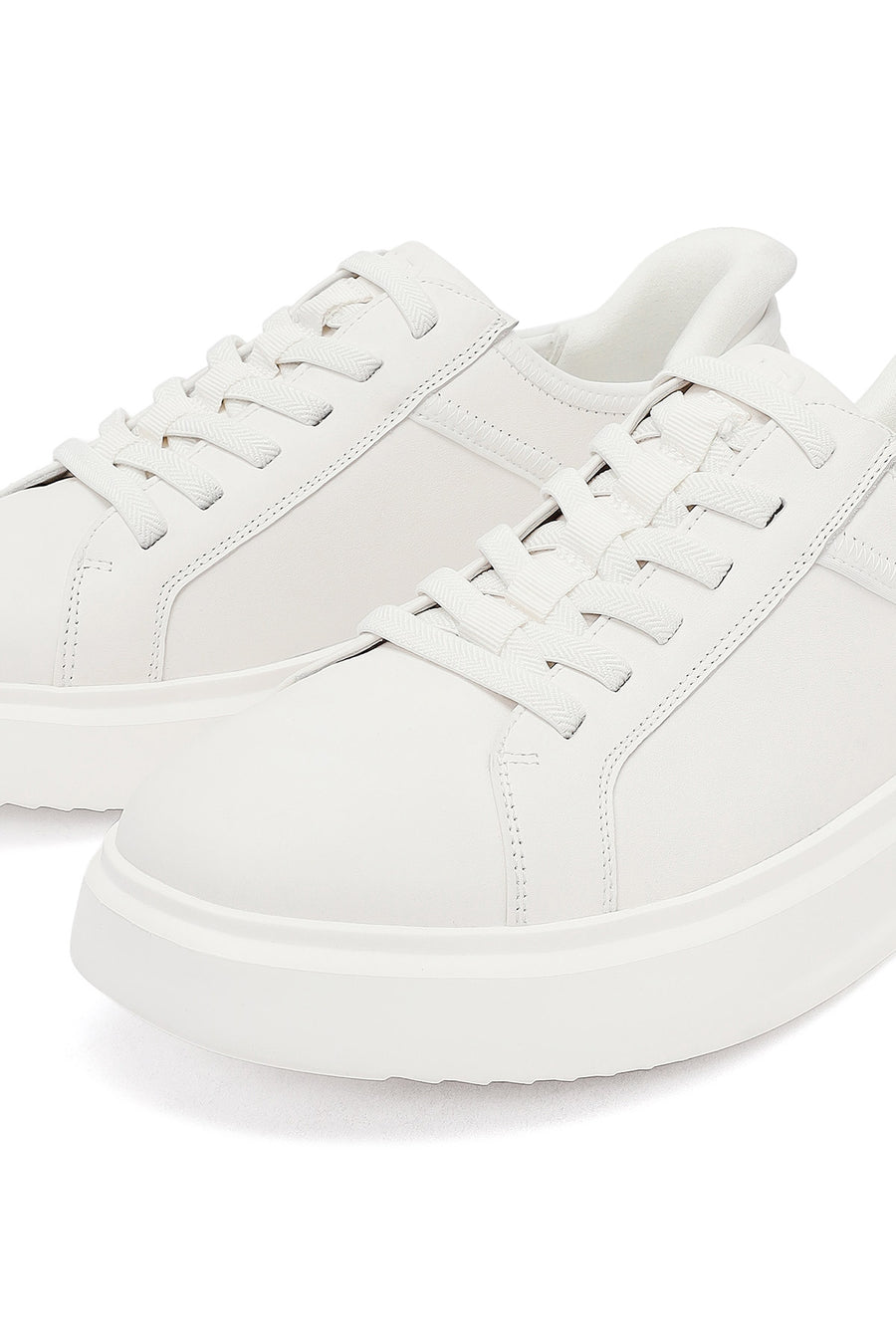 Erkek Beyaz Bağcıklı Kalın Tabanlı Deri Sneaker