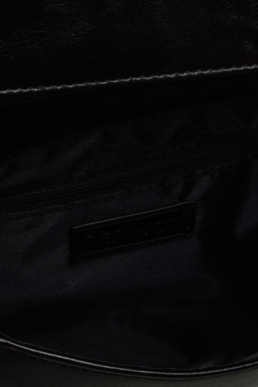 Women's Portfolio with Chain Strap