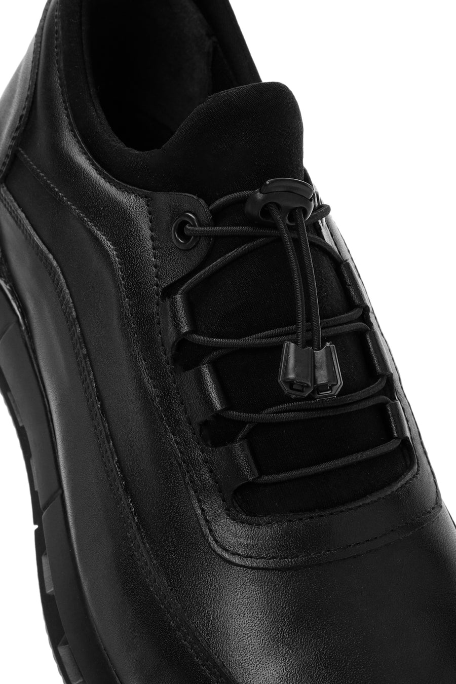 Men's Black Lace-up Leather Sneaker