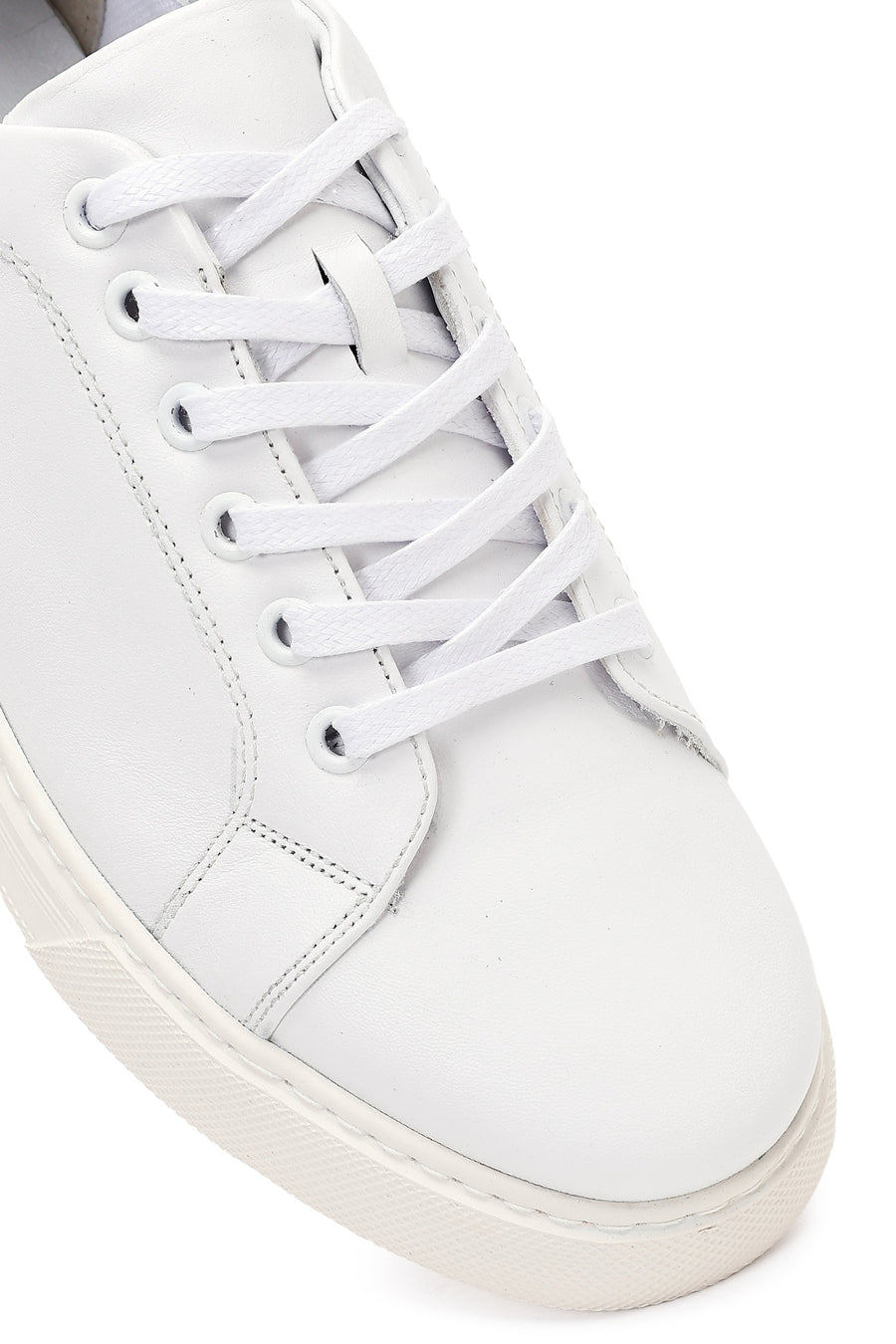 Male White Lace-Up Leather Sneaker