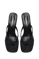 Woman Black Short-Heeled Satin Toe-Post Slipper | Derimod