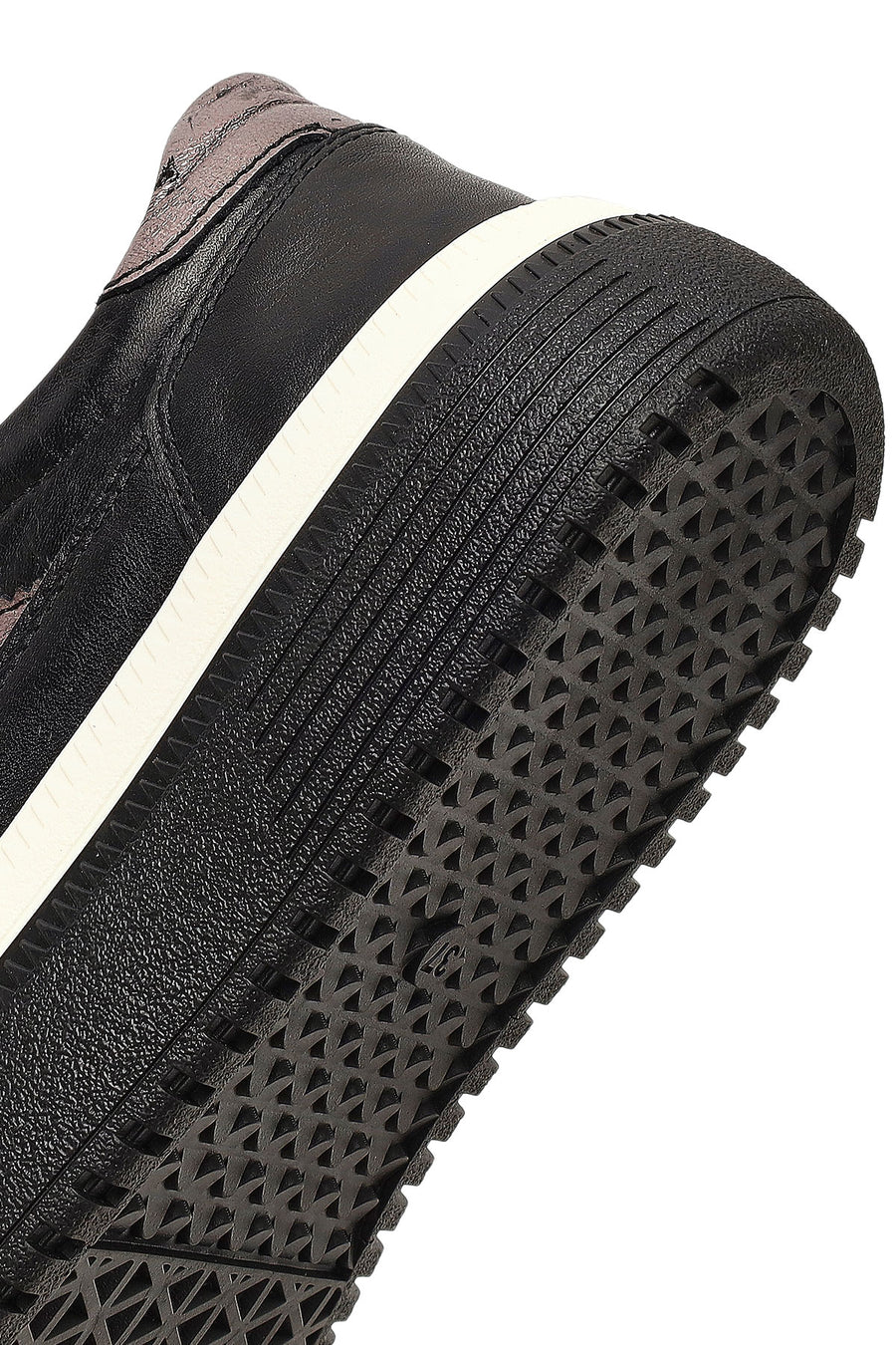 Kadın Siyah Bağcıklı Kalın Tabanlı Deri Sneaker