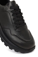 Erkek Siyah Bağcıklı Kalın Tabanlı Deri Sneaker | Derimod