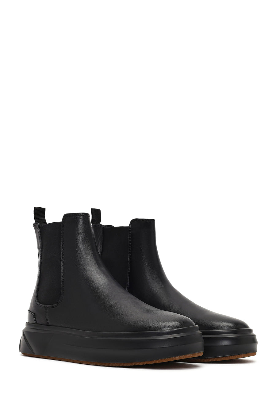 Men's Black Thick-Soled Leather Chelsea Boot