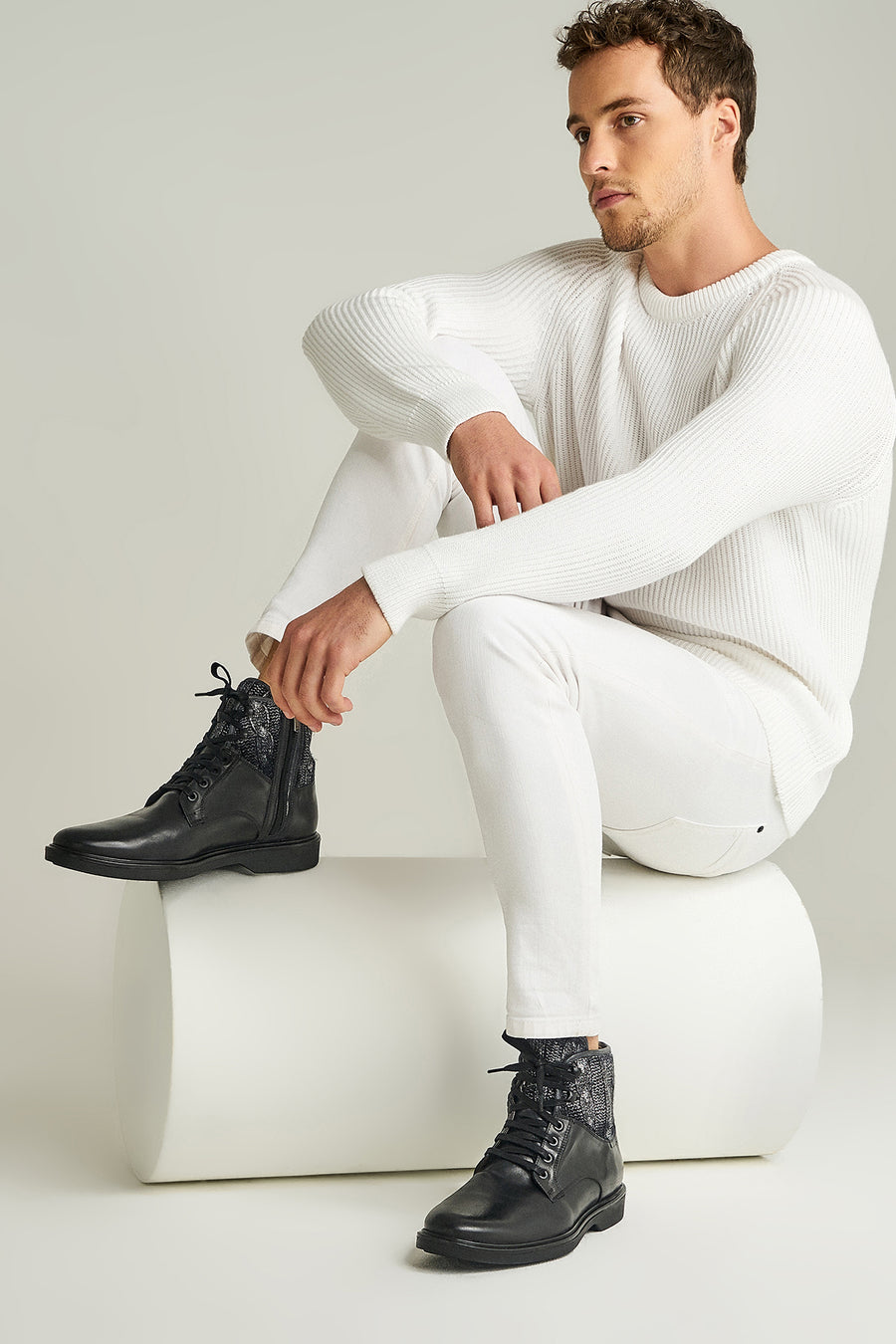 Men's Leather Boots with Knit Detail