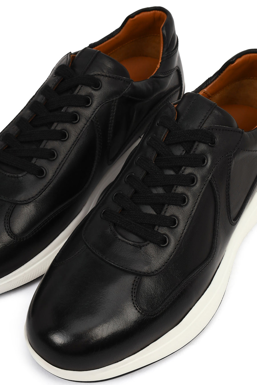 Male Black Lace-up Leather Casual Sneaker