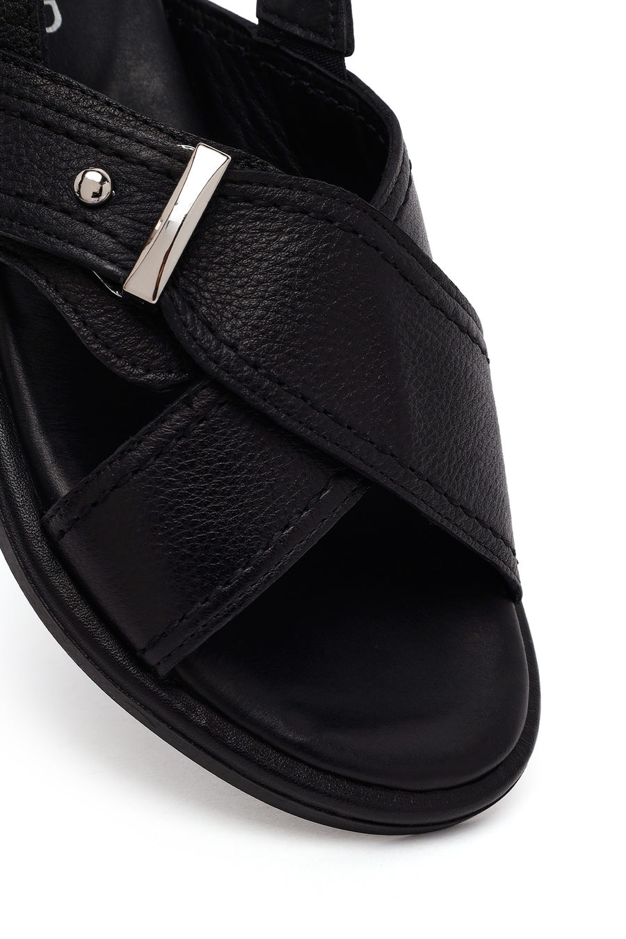 Woman Black Leather Sandal