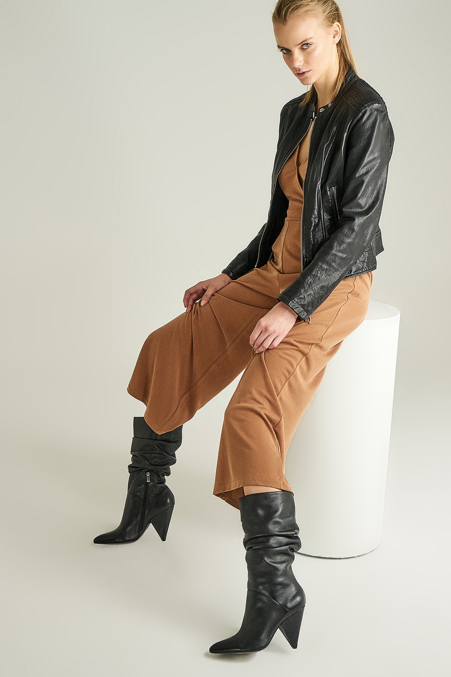 Women's Loose Leather Boots