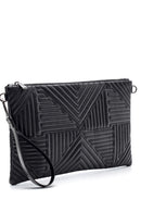 Women's Quilted Clutch Bag | Derimod