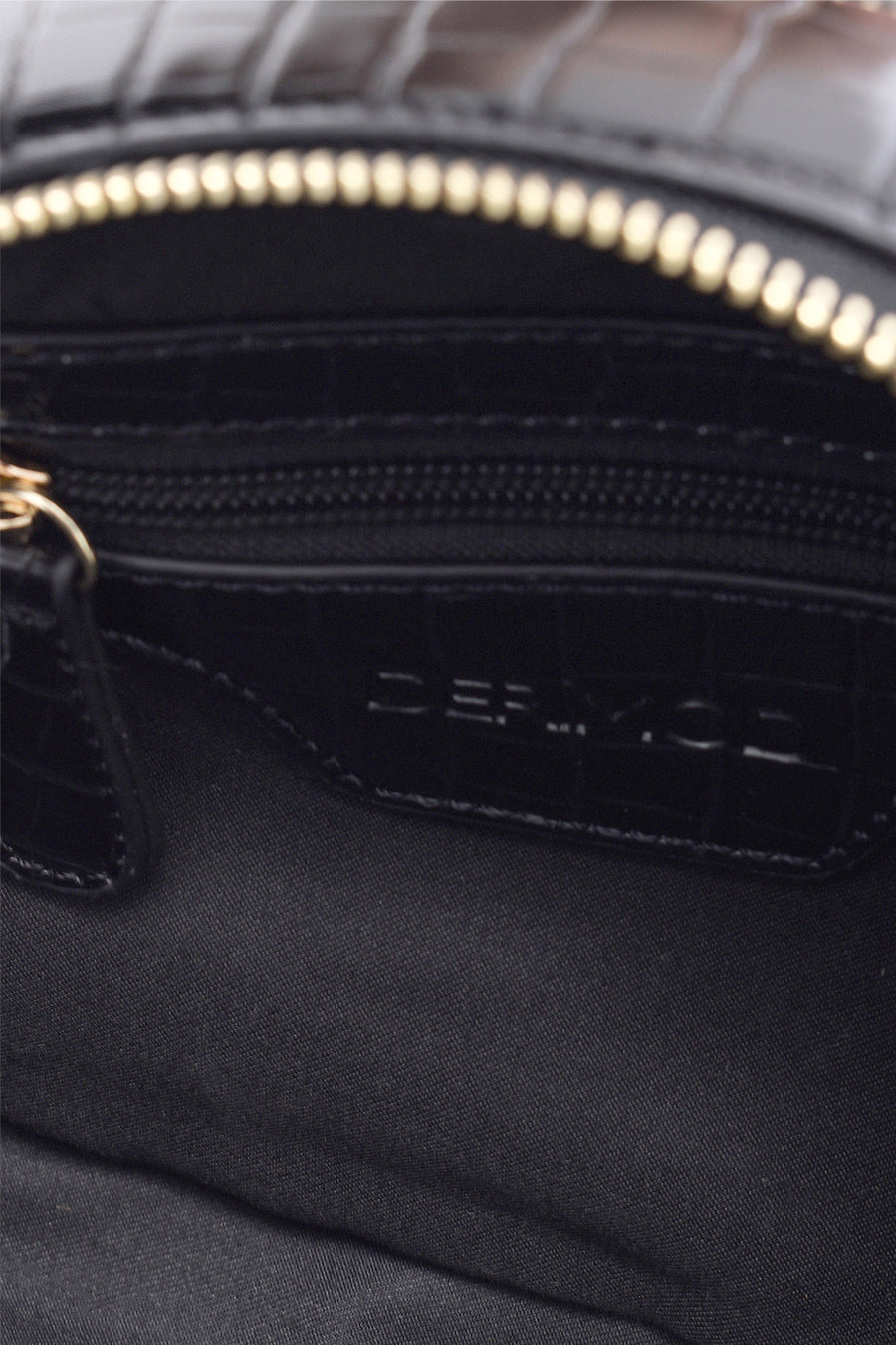 Women's Crocodile Patterned Chain Patent Leather Bag