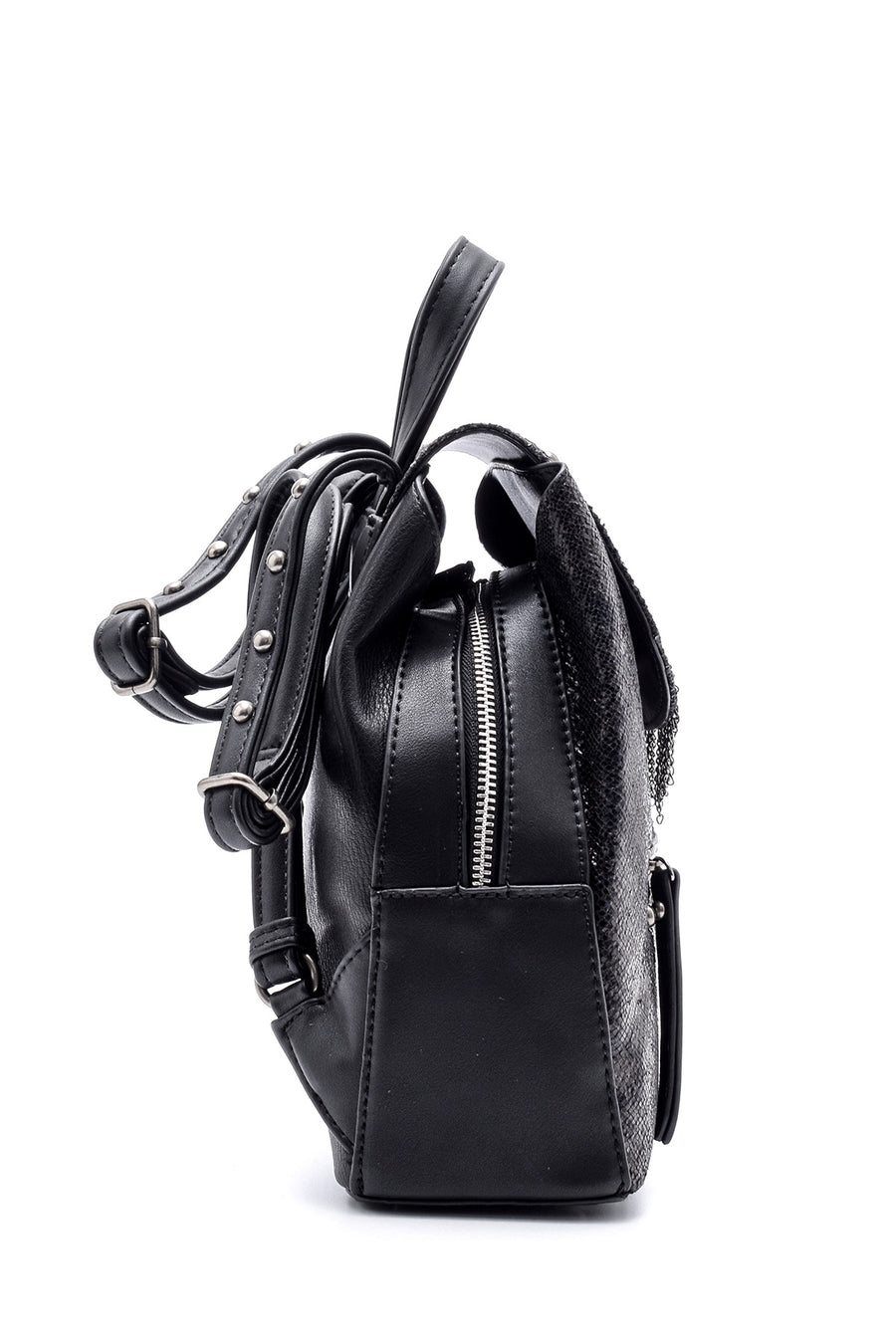 Women's Chain Detailed Backpack