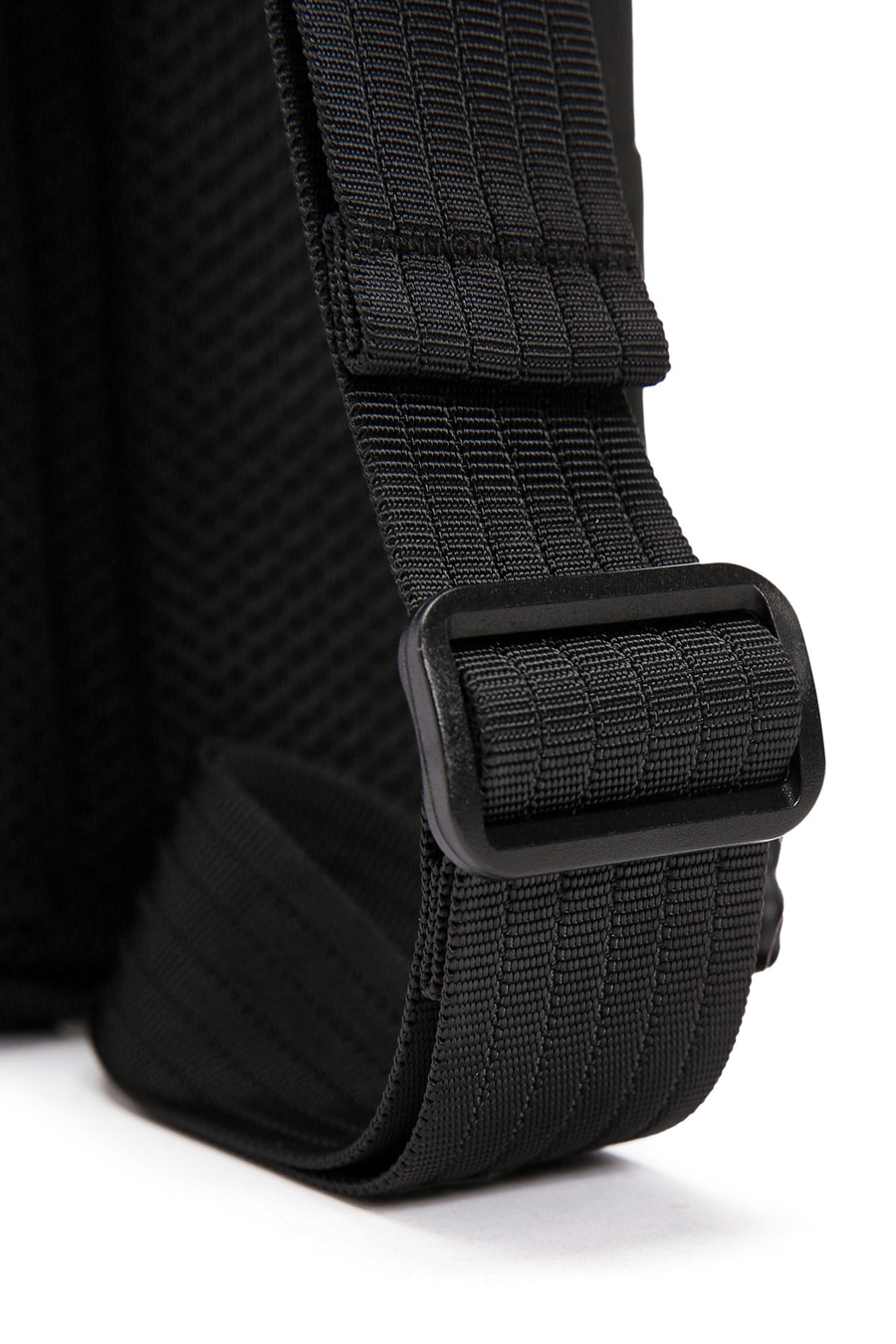 D-Pack Men's Black Long Strap Shoulder Bag