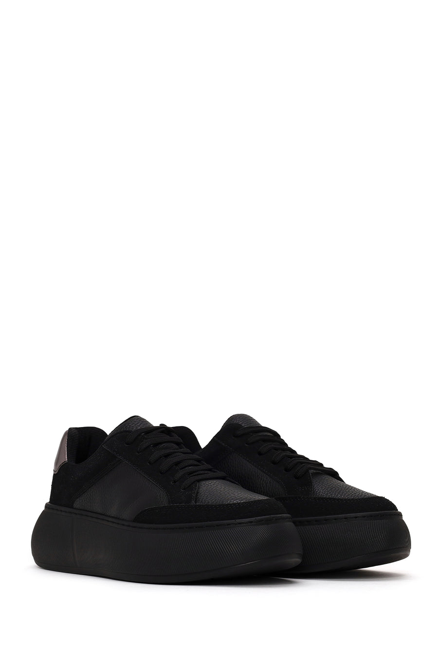 Kadın Siyah Bağcıklı Kalın Tabanlı Sneaker
