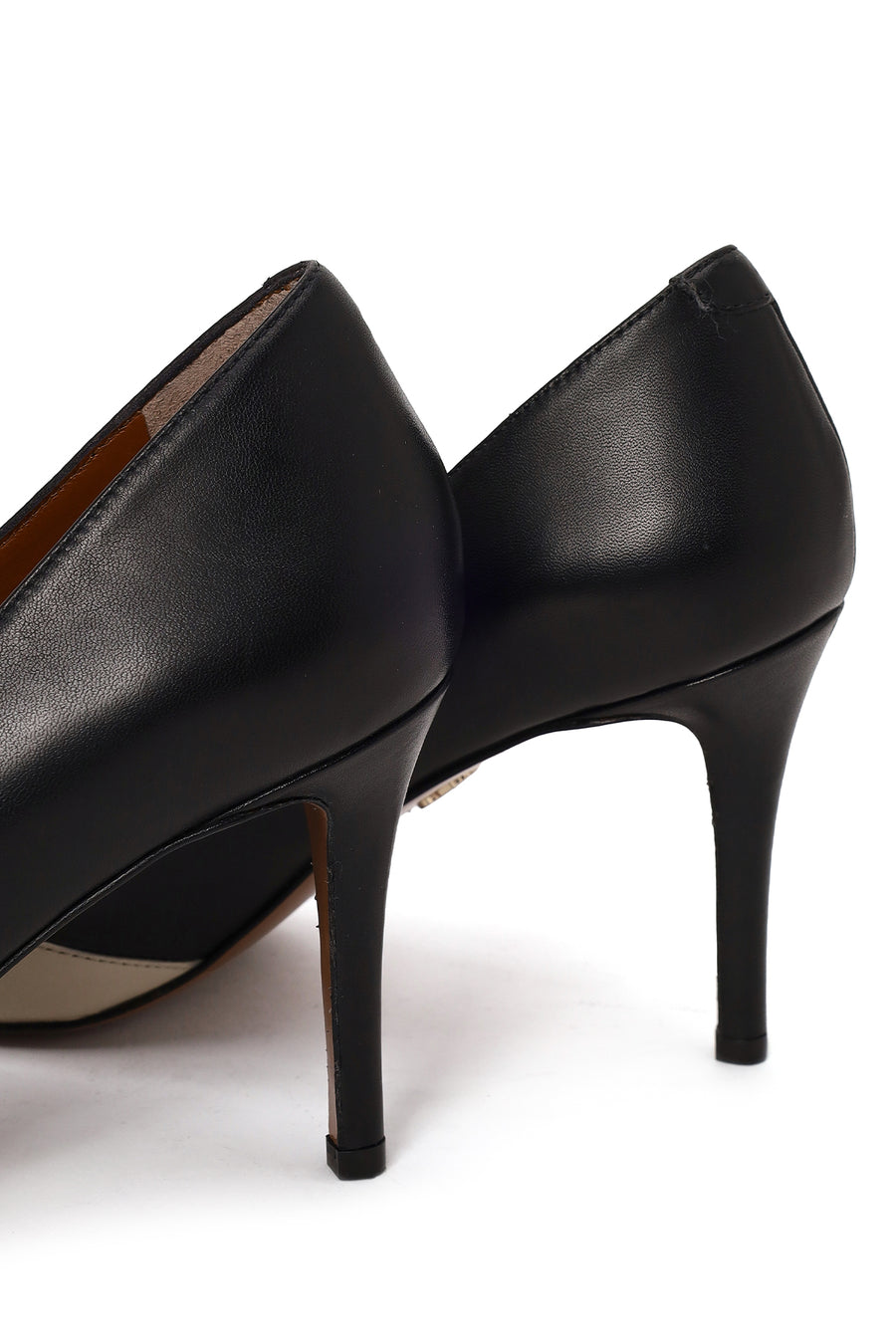 Woman Black Thin-Heeled Leather Stiletto