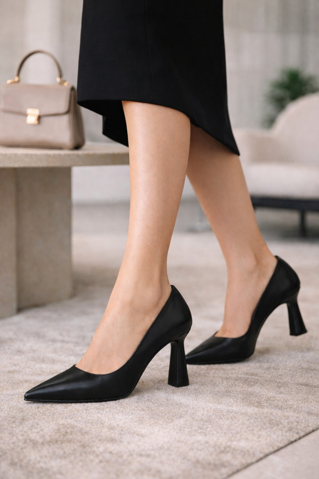 Kadın Siyah Topuklu Deri Stiletto