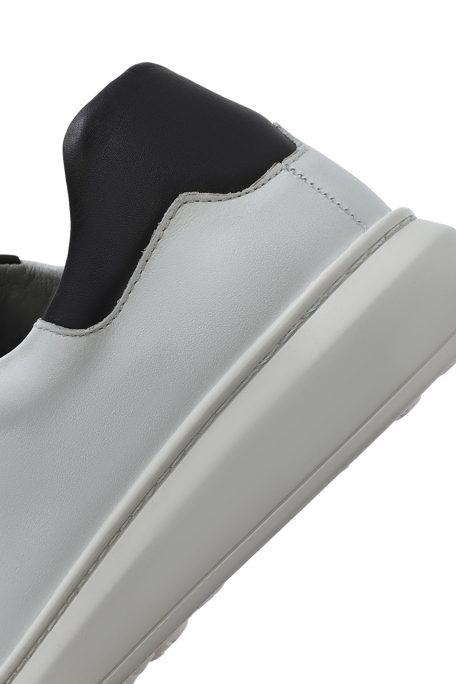 Men's White Lace-up Leather Sneaker