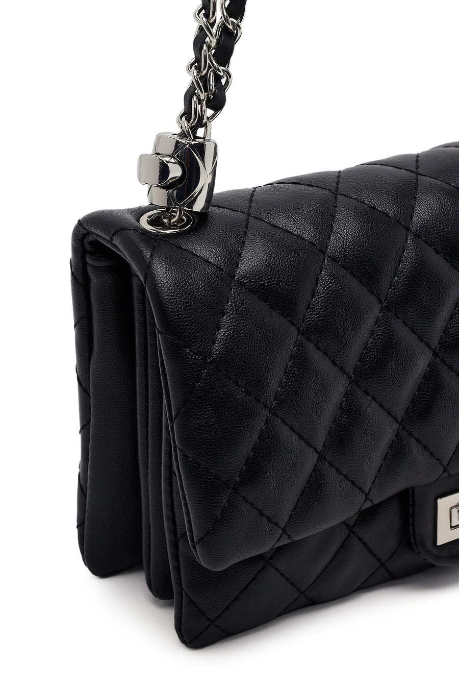 Woman Black Chain Strap Quilted Shoulder Bag