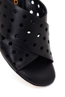 Woman Black Thick-Heeled Leather Slipper | Derimod