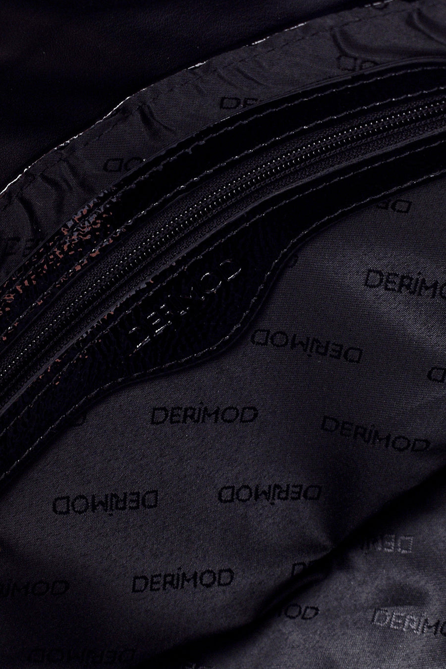Women's Snakeskin Pattern Detailed Shoulder Bag