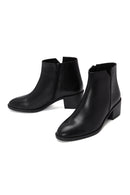 Women's Black Zippered Short Thick Heeled Leather Boots | Derimod