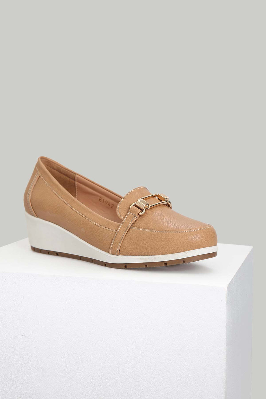 Brown Women's Leather Loafer with Wedge Heels 18SFE1942FT | Derimod