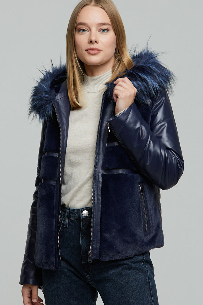 Wendy Hooded Leather Coat 21WGE5928U4 | Derimod