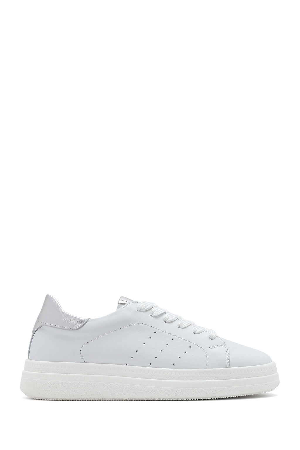 Kadın Beyaz Bağcıklı Kalın Tabanlı Deri Sneaker